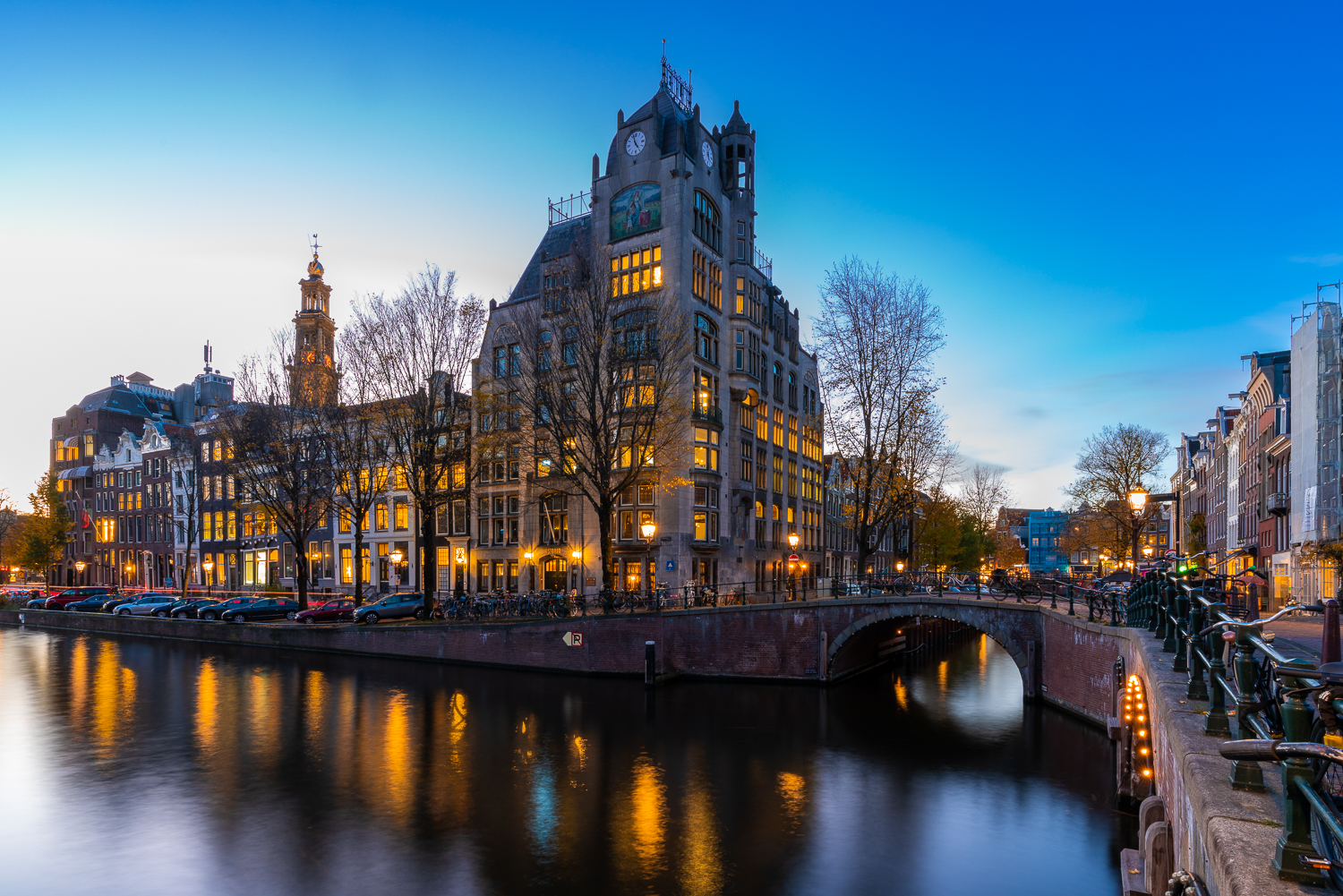 Amsterdam-astoria-zonsondergang